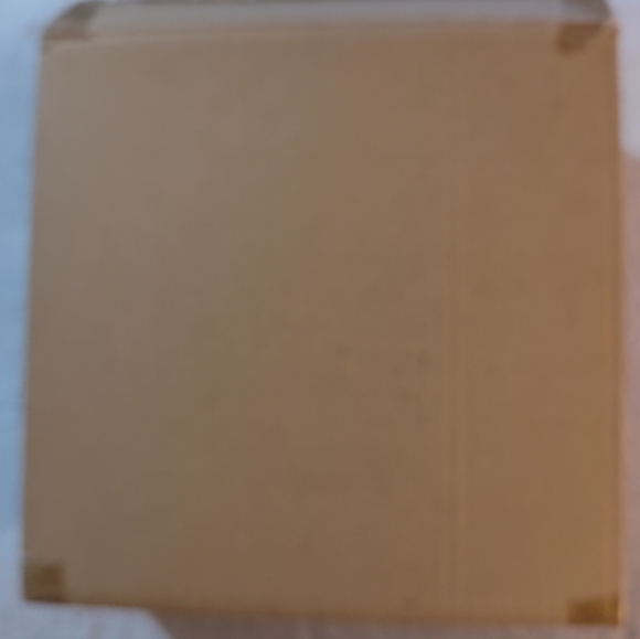 Set of 4 Temptations by Tara Ren and Pink Salad, Dessert Snack plates. - Picture 8 of 15